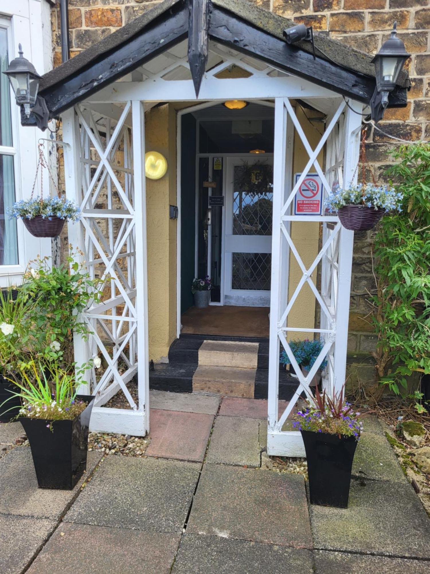 Station Guesthouse - Key Pad Entry Lancaster Exterior foto